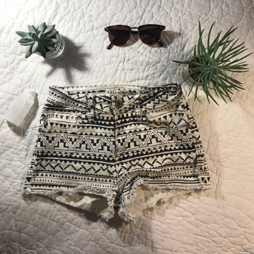 Bullhead shorts
